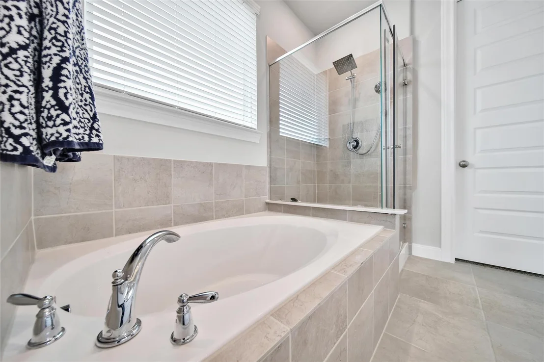 Photo of 8923 Jasper Lake Drive