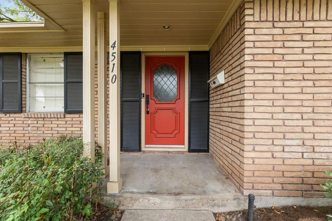 Photo of 4510 Creekbend Drive