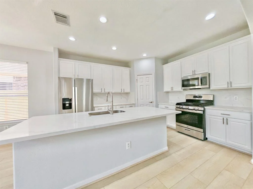 Photo of 5030 Shadow Breeze Lane