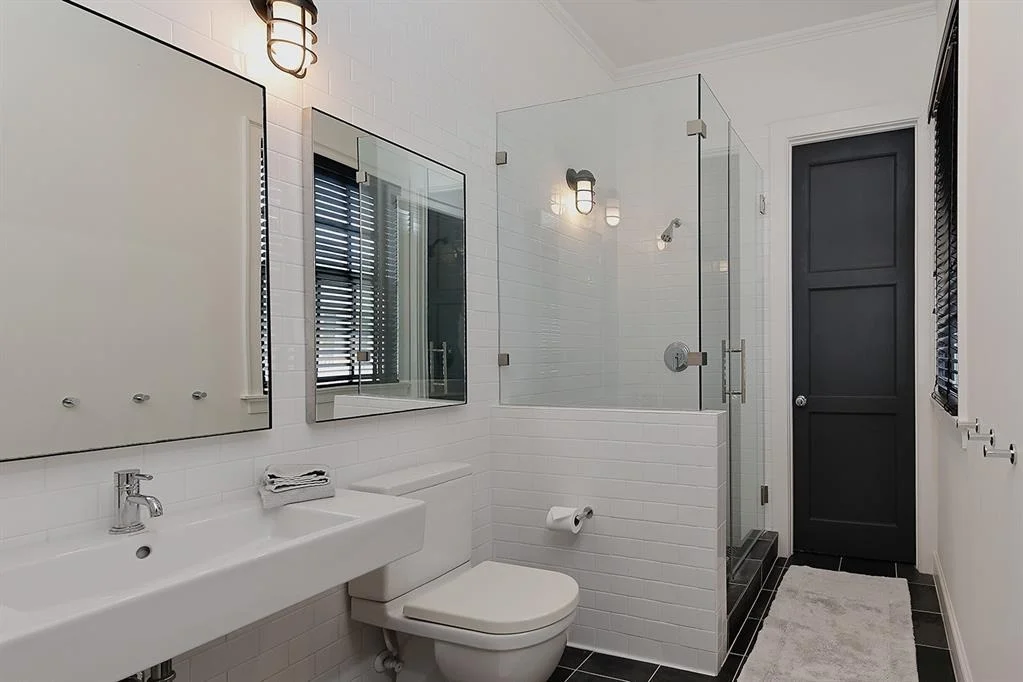 Photo of 46 E Bay Boulevard