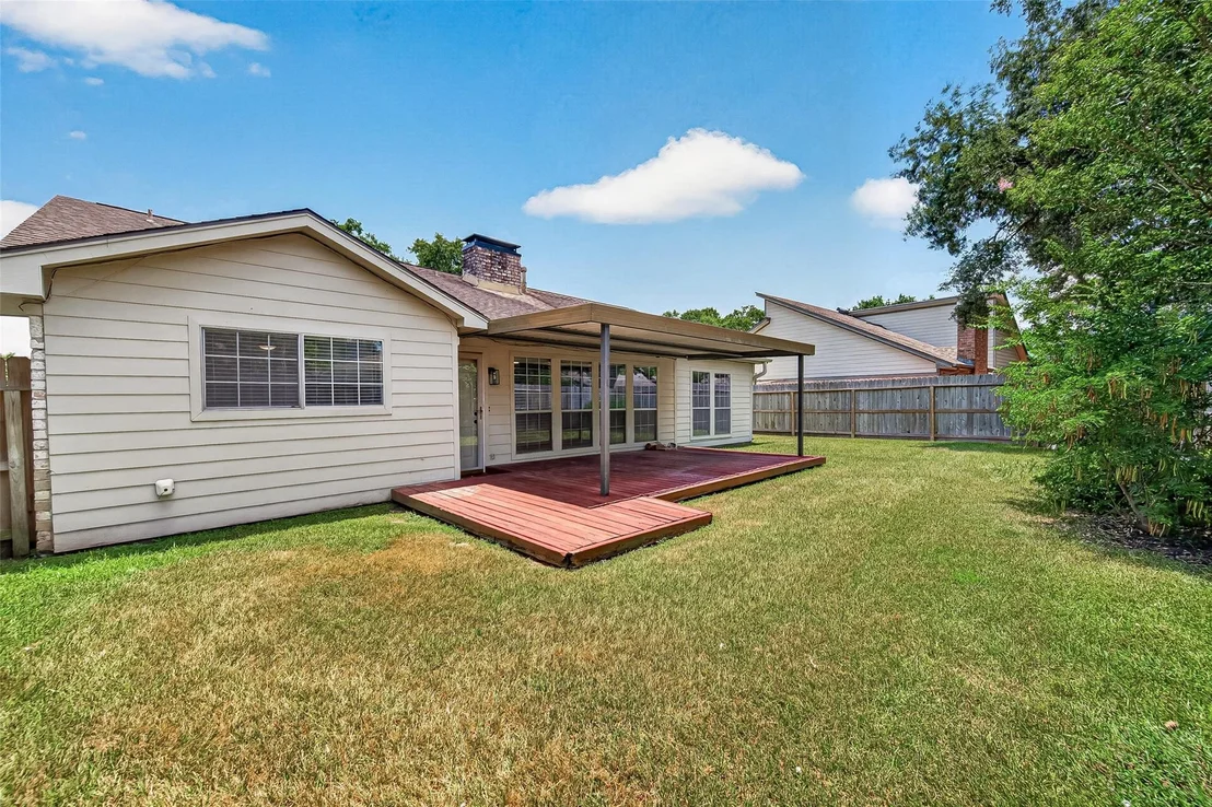 Photo of 15814 Boulder Oaks Drive