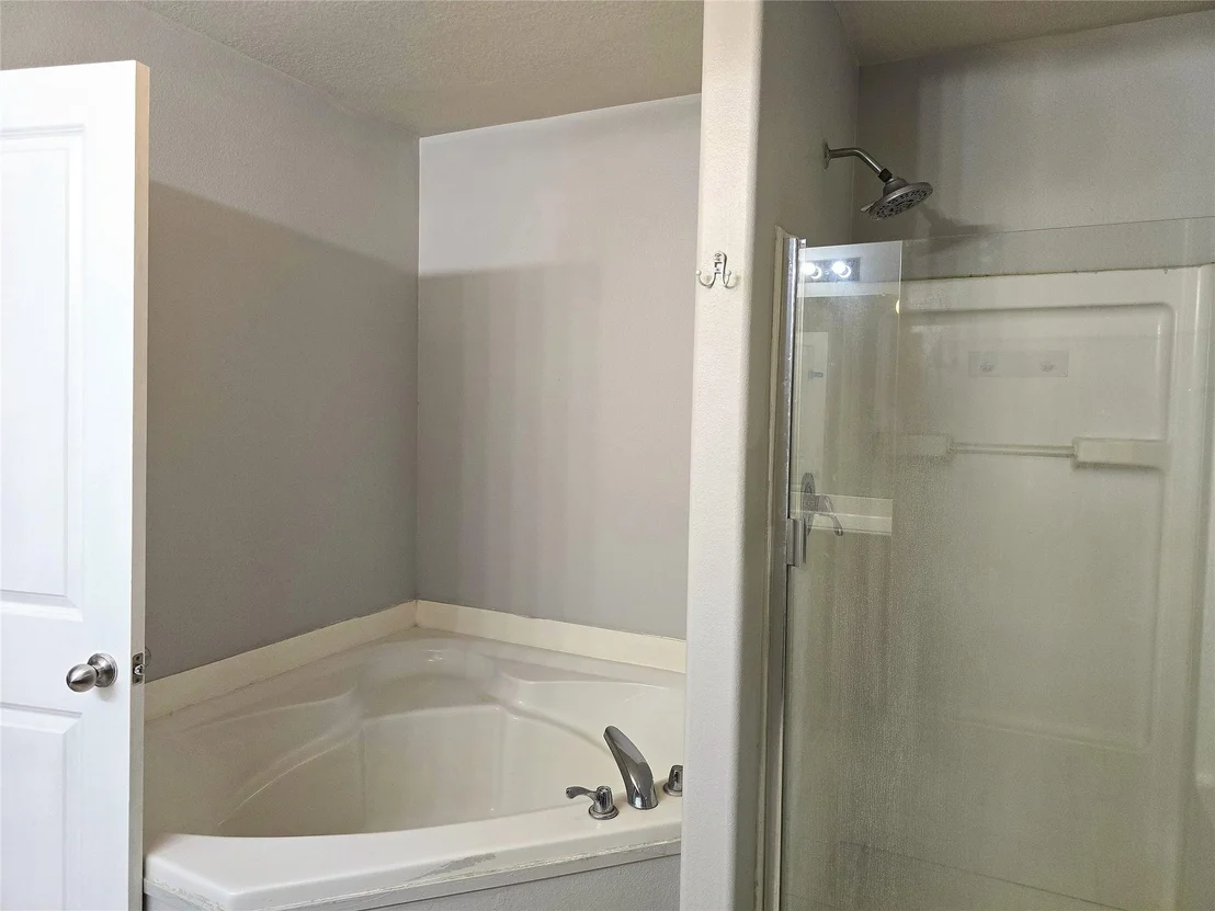 Photo of 10320 Stone Gate Drive