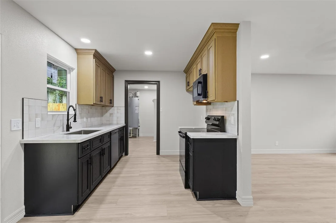 Photo of 170 Maple Street