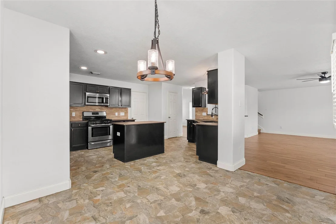 Photo of 140 Rustic Colony Lane