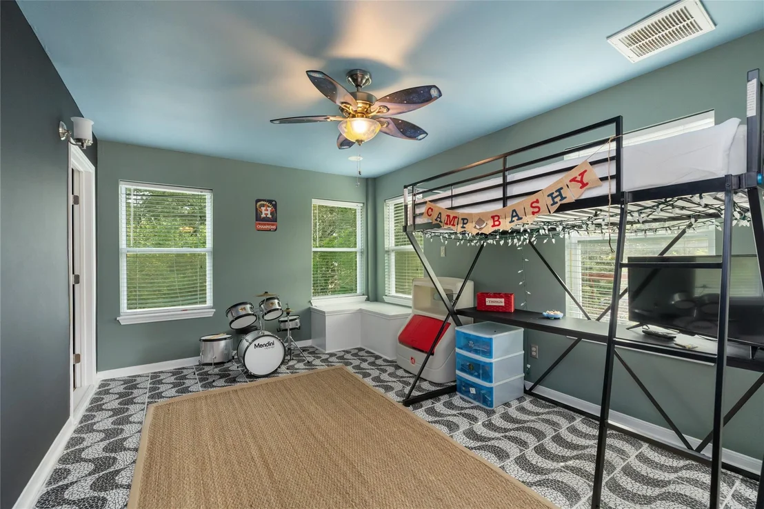 Photo of 5606 Foresthaven Drive