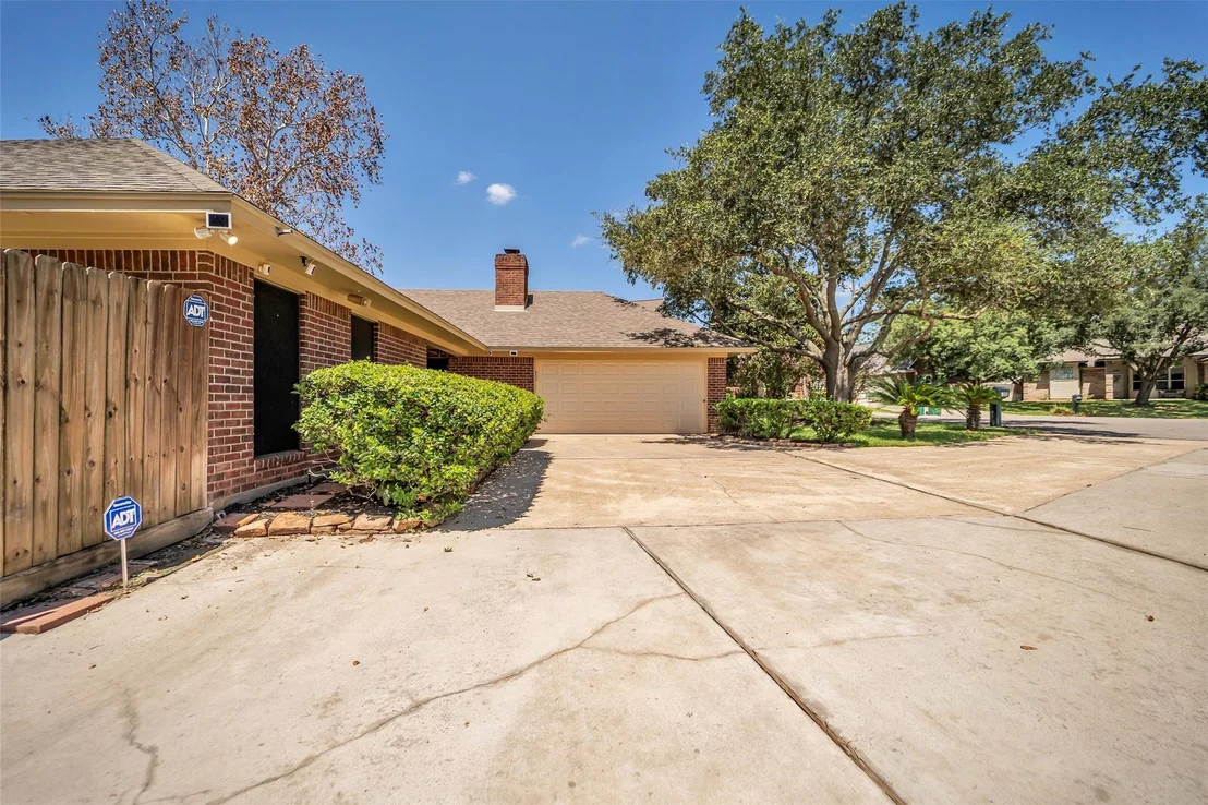 Photo of 7093 Whispering Wind Drive