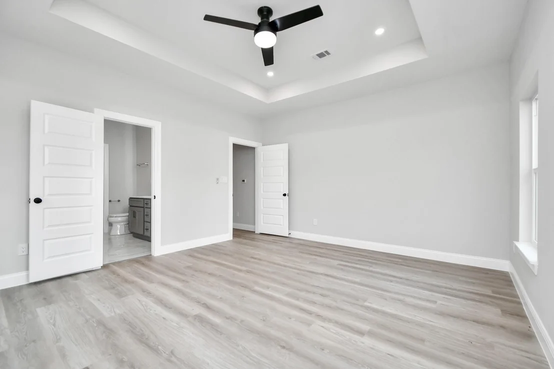 Photo of 805 Road 5203