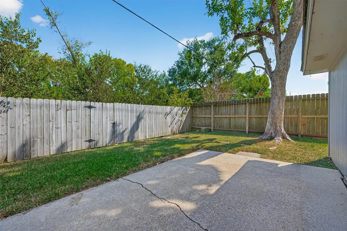 Photo of 5054 Pine Cliff Drive