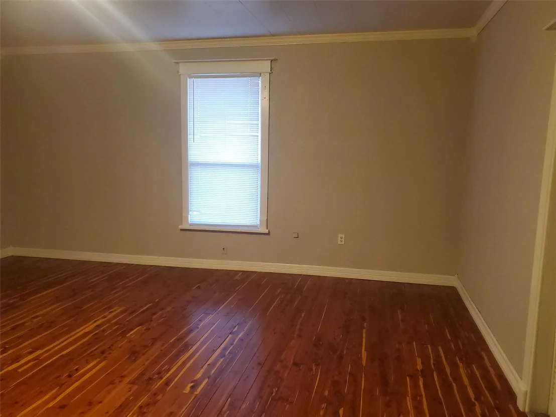 Photo of 1233 Caldwell Road