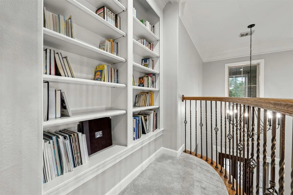 Photo of 99 Player Oaks Place