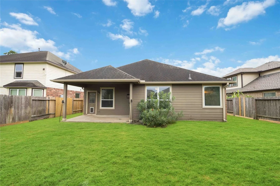 Photo of 21290 Auburn Fields Drive