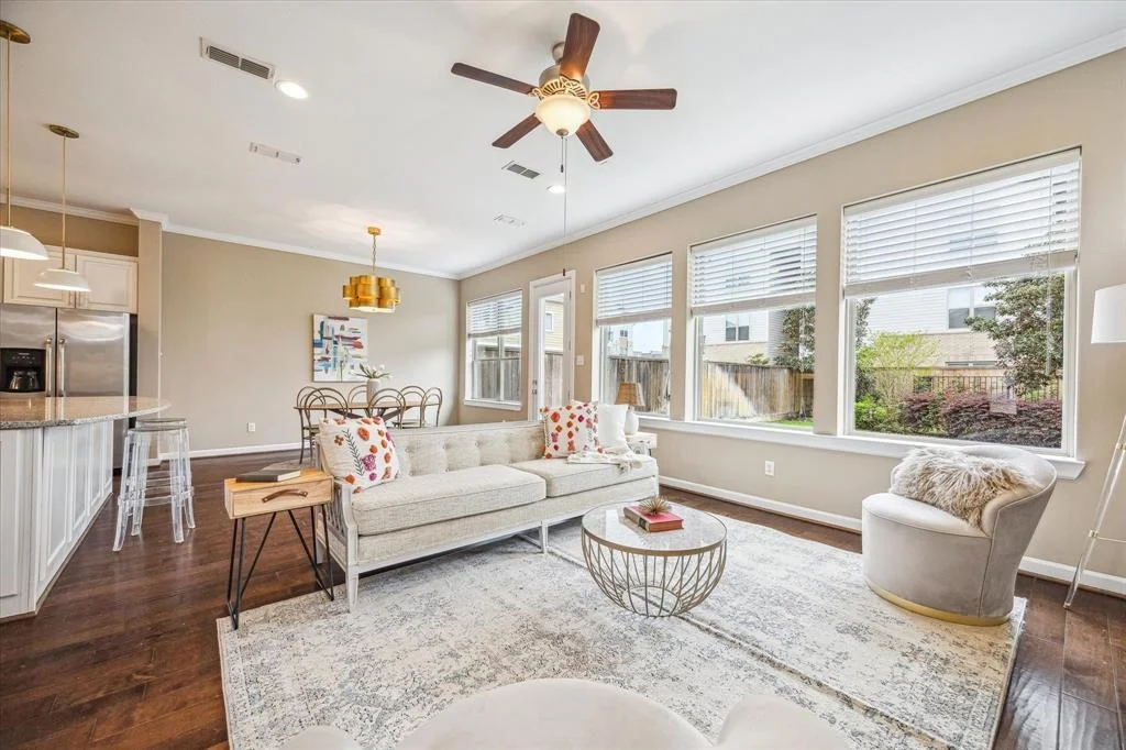 Photo of 8823 Narrow Leaf Street