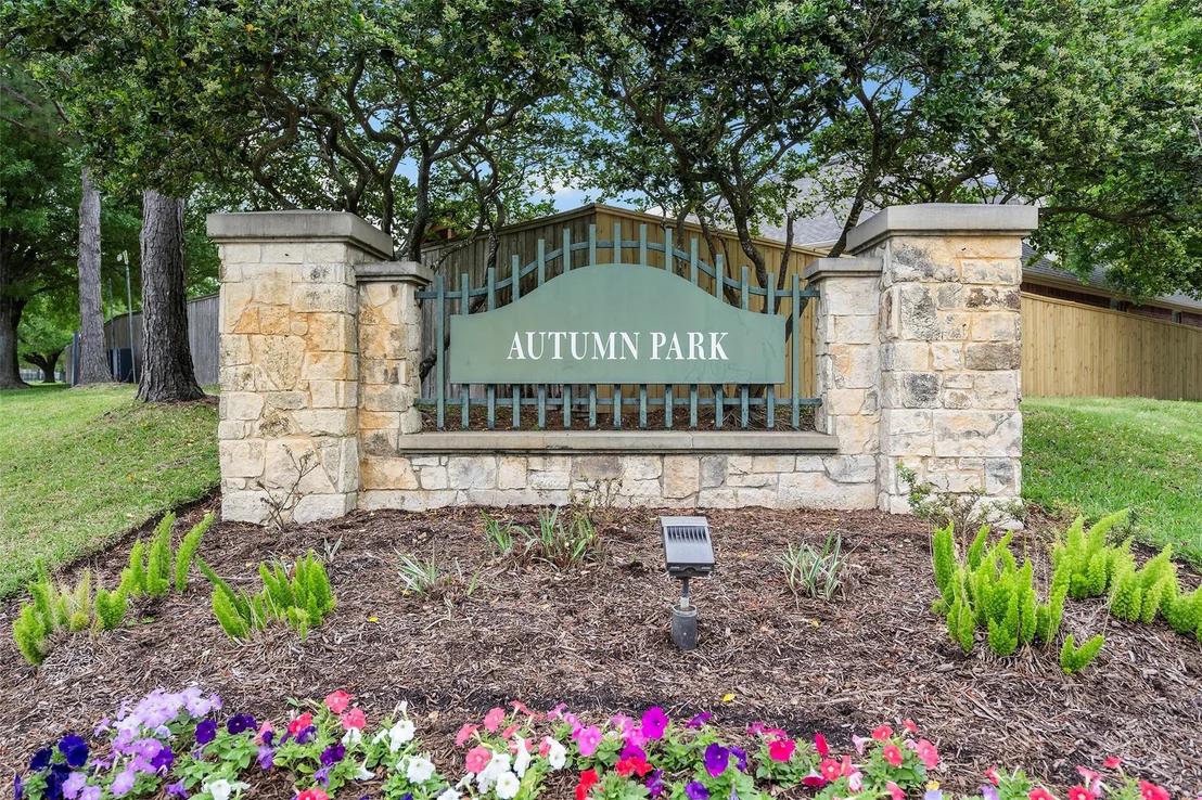 Photo of 15122 Blue Thistle Drive