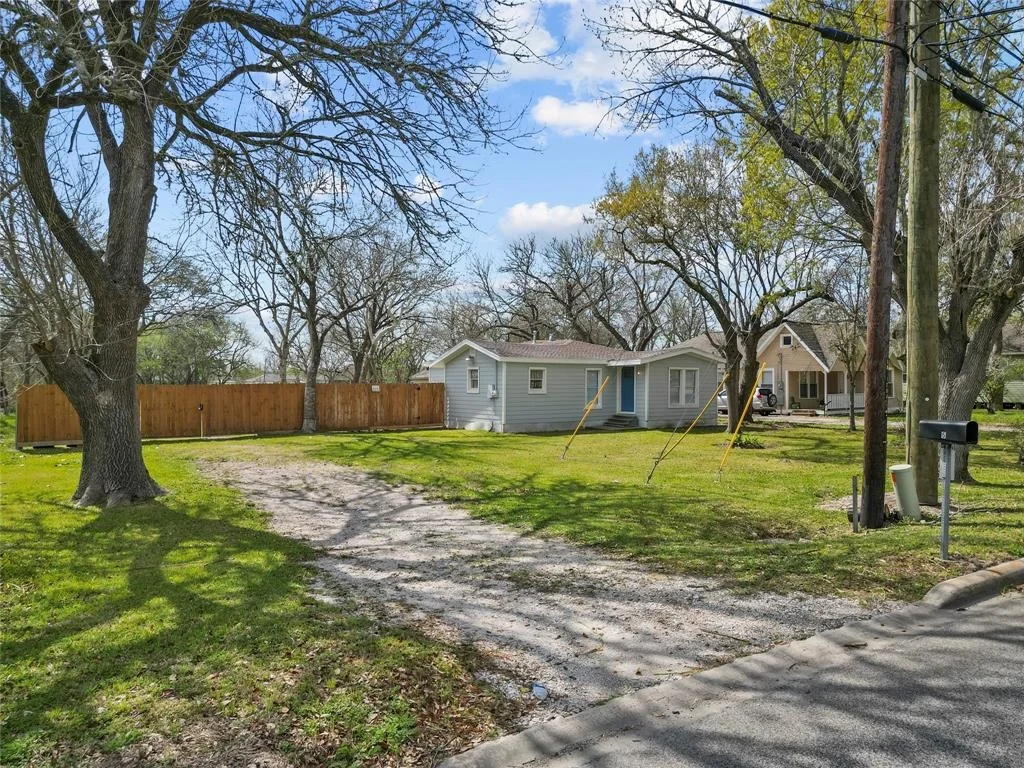 Photo of 1503 Main Street