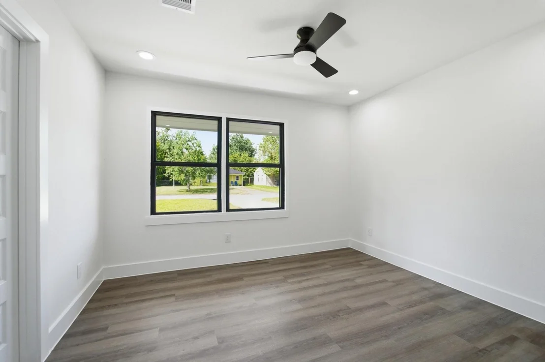 Photo of 5123 Willow Glen Drive