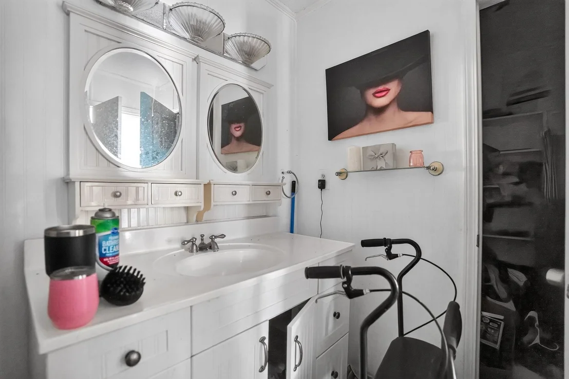 Photo of 448 Timber Bay Drive