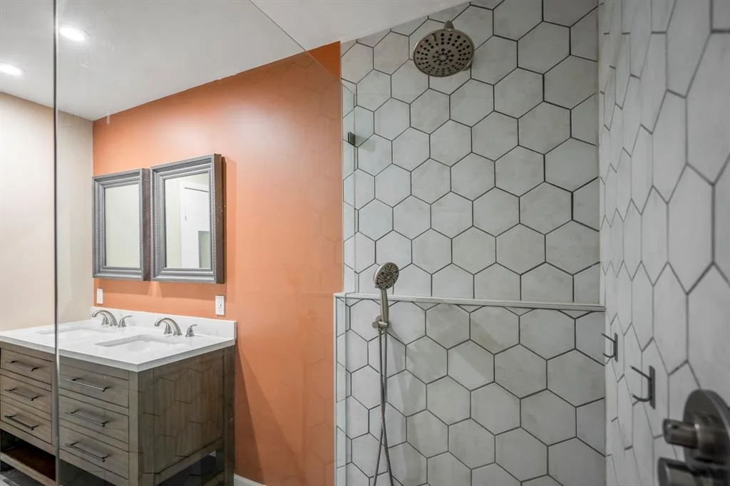 Photo of 214 Wickwood Drive
