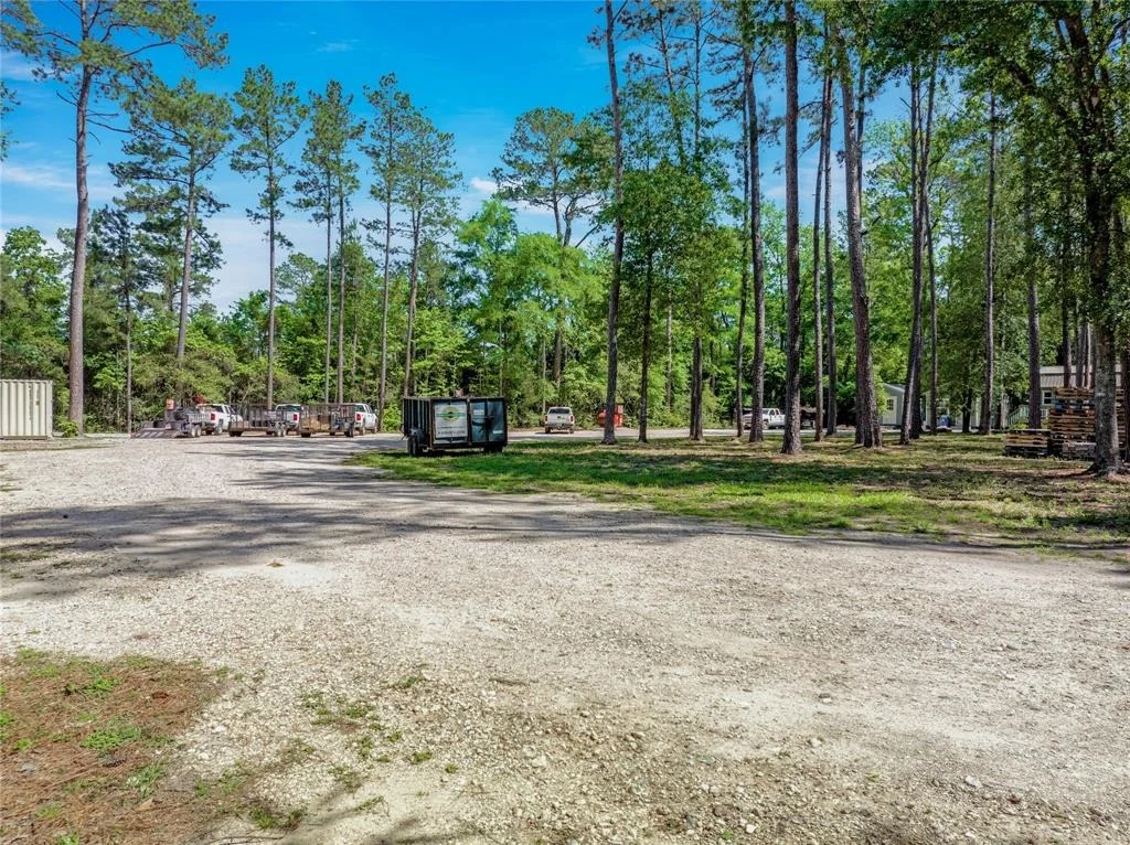 Photo of 8991 Mann Lane