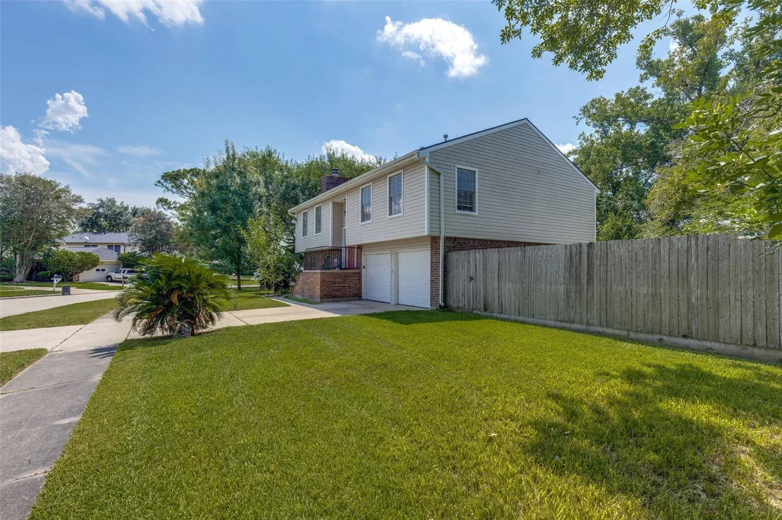 Photo of 322 Wedgerock Drive