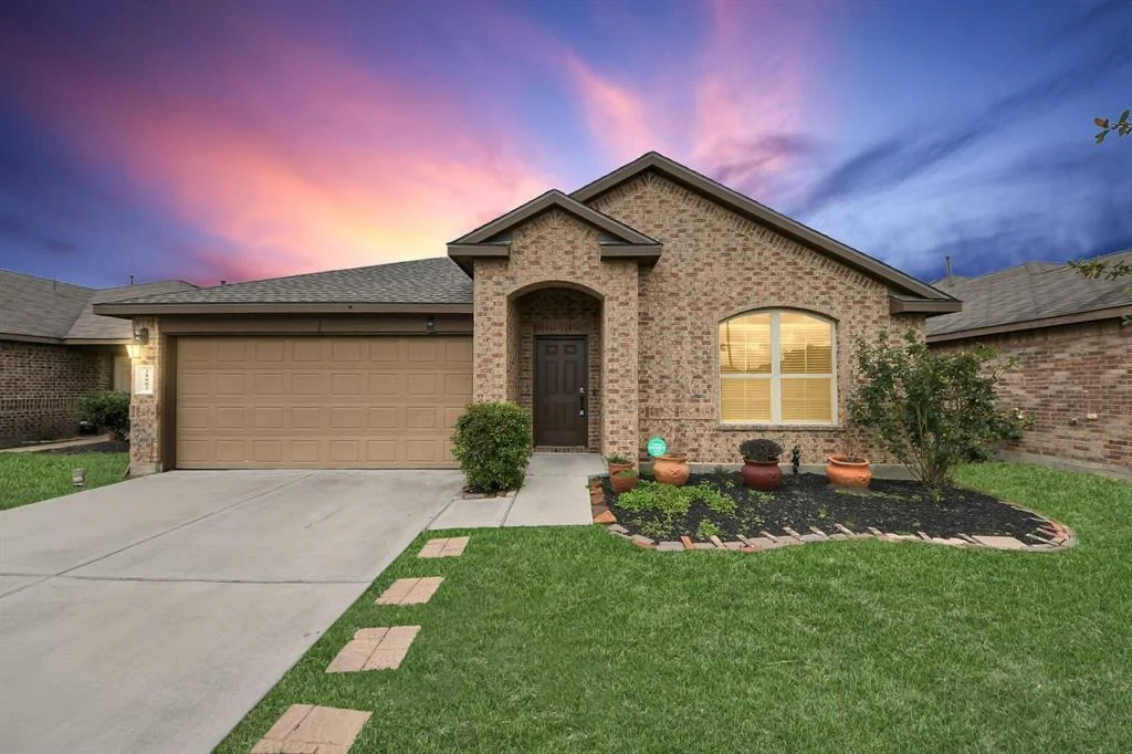 Photo of 28802 Innes Park Place