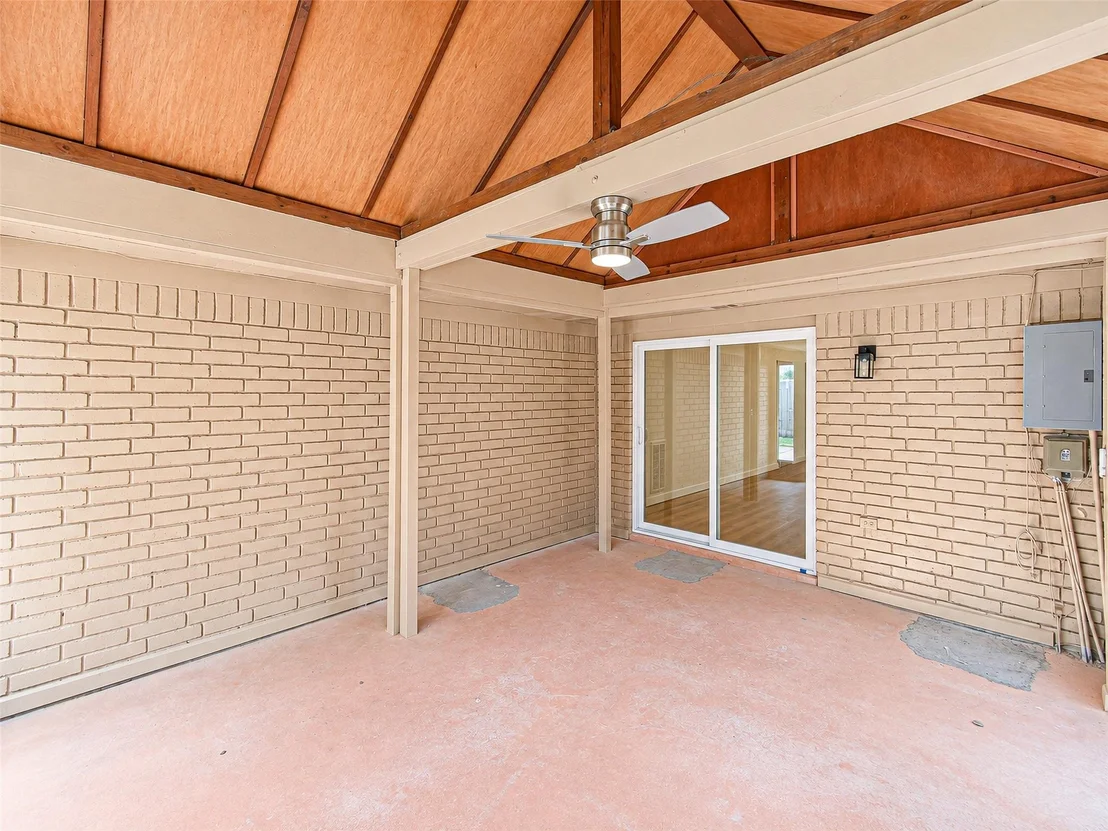 Photo of 18015 Brooknoll Drive