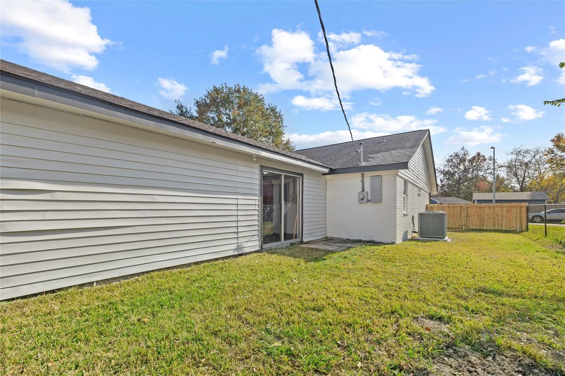 Photo of 10027 Valley Sun Drive