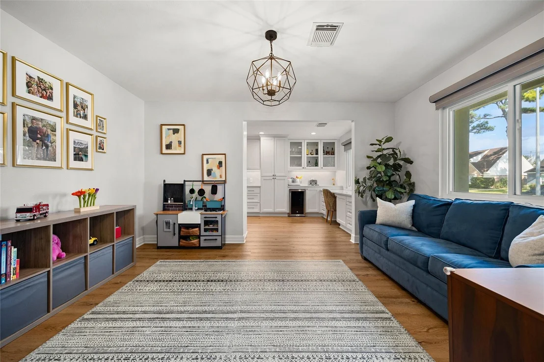 Photo of 14511 Chadbourne Drive