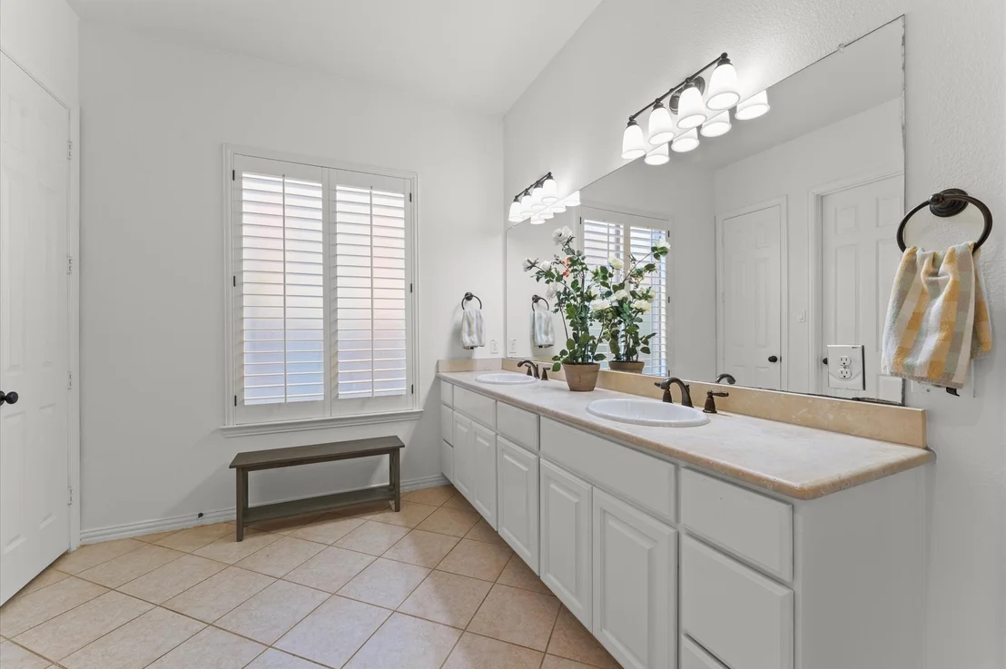 Photo of 203 Greylake Place