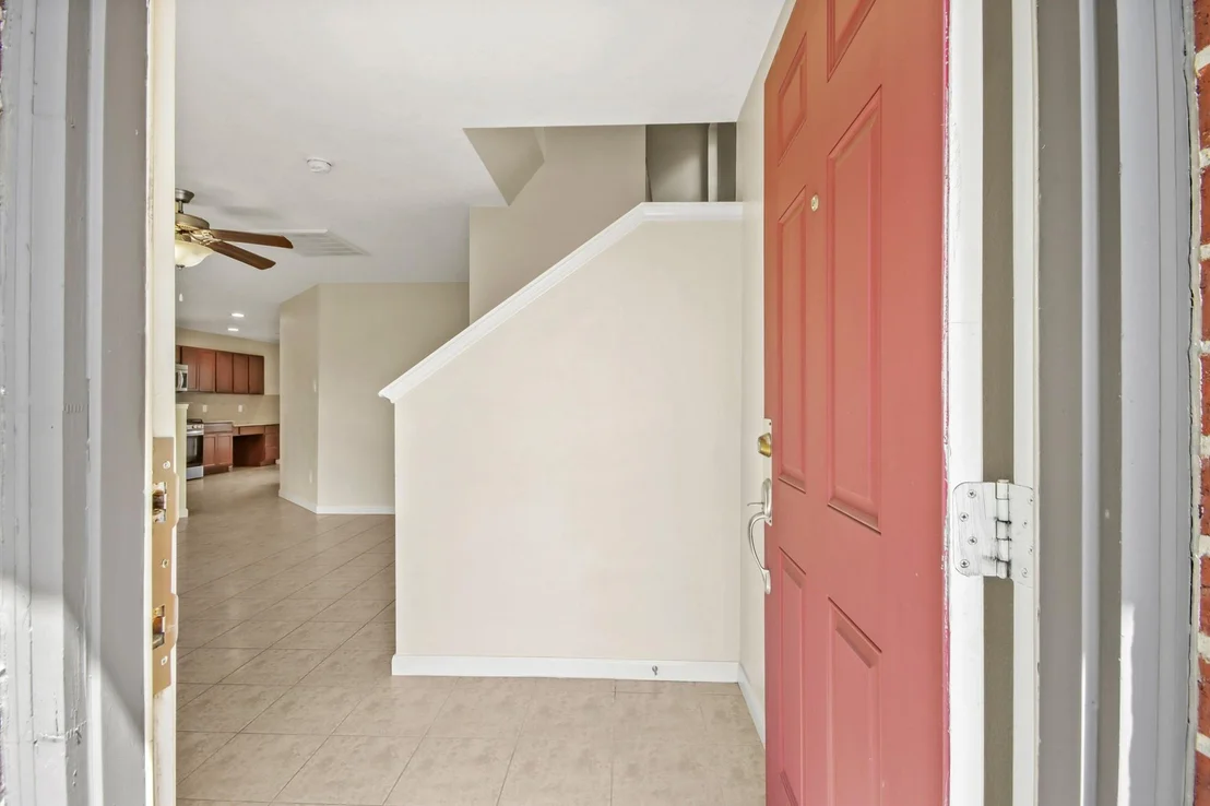 Photo of 1223 Grassy View Drive
