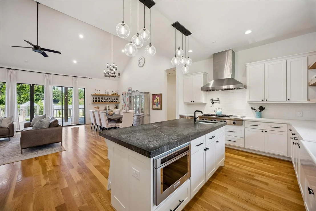 Photo of 9333 Spring Branch Drive