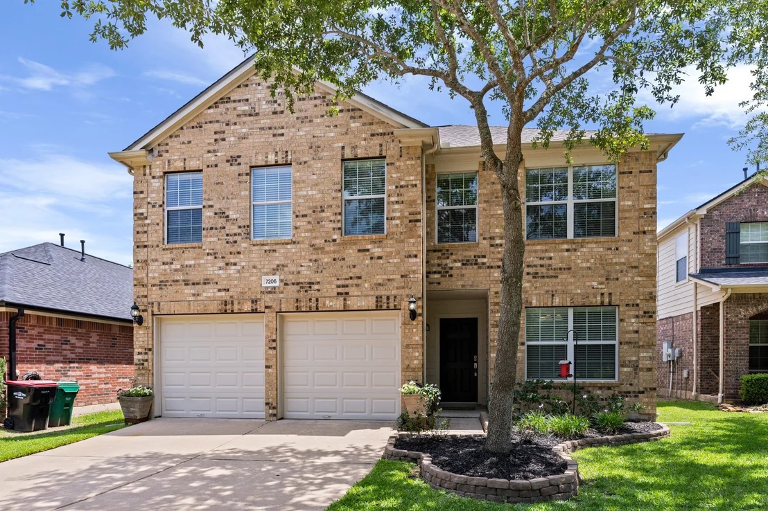Photo of 7206 Toad Hollow