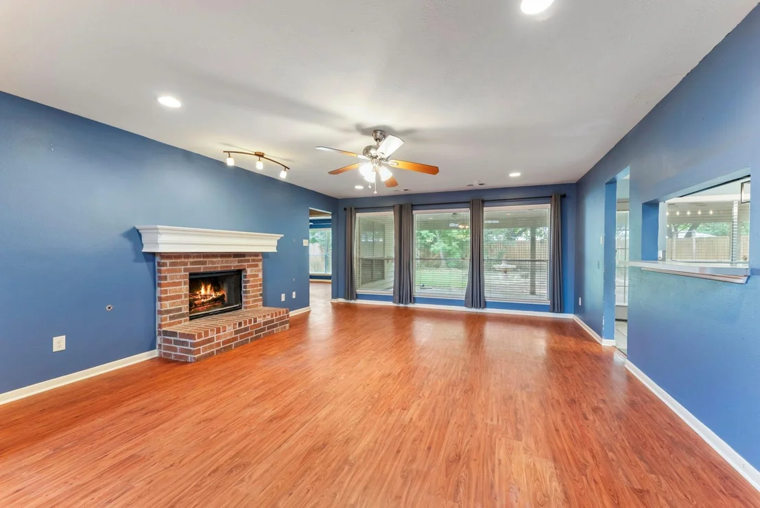 Photo of 2318 Rolling Glen Drive