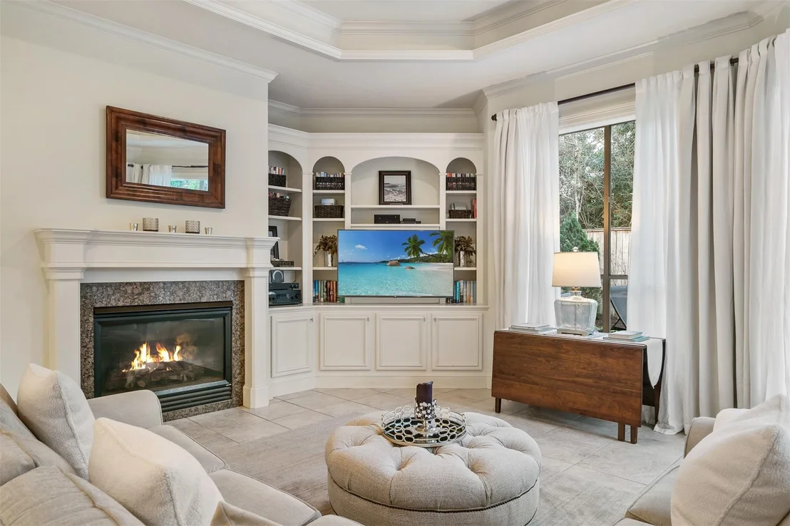 Photo of 2 Lenox Hill Drive
