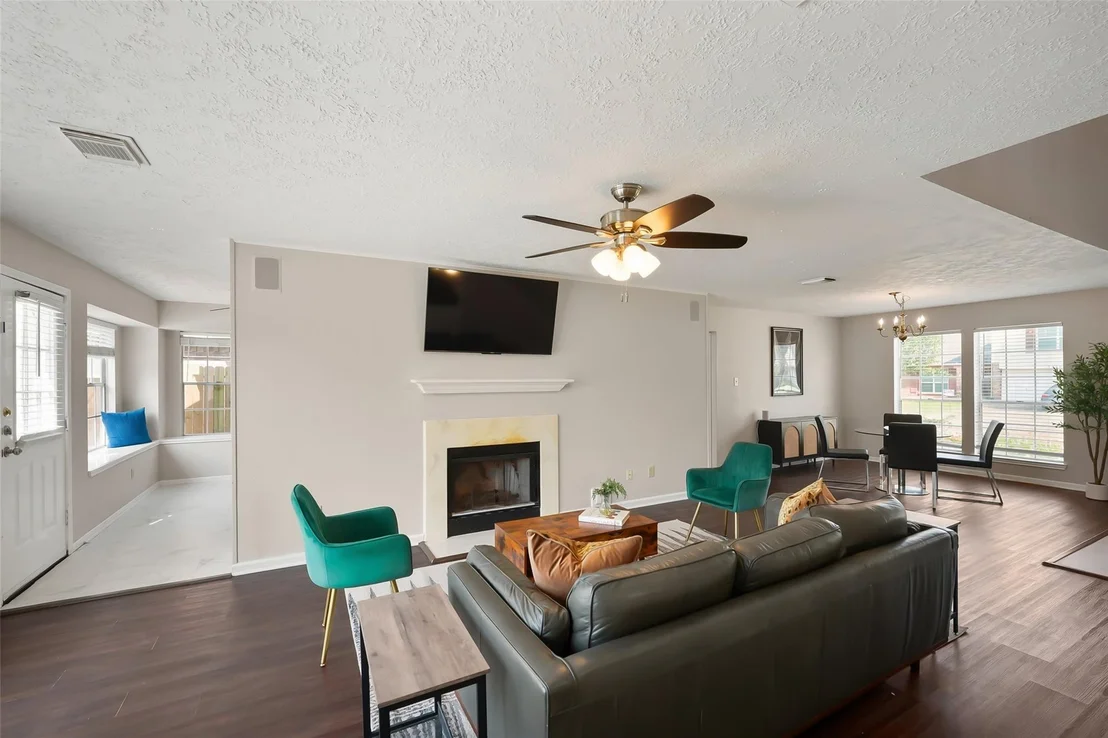 Photo of 7323 Maple Walk Drive