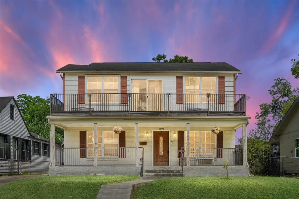 Photo of 1906 Pasadena Street