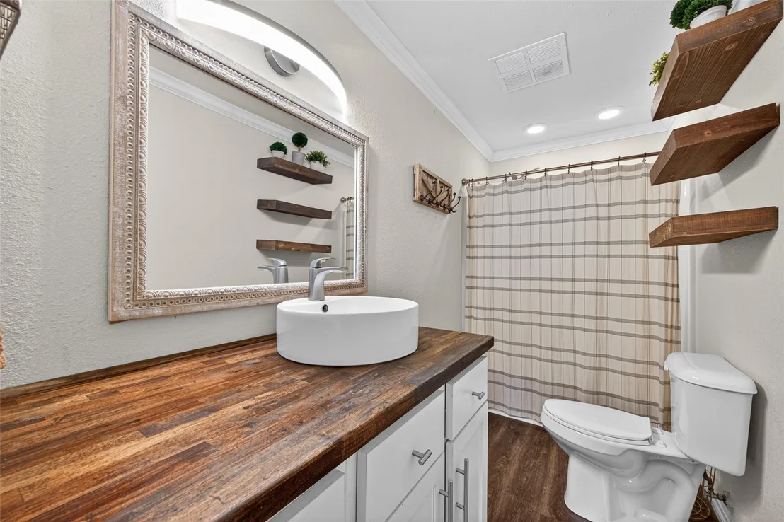 Photo of 2306 Bunton Drive