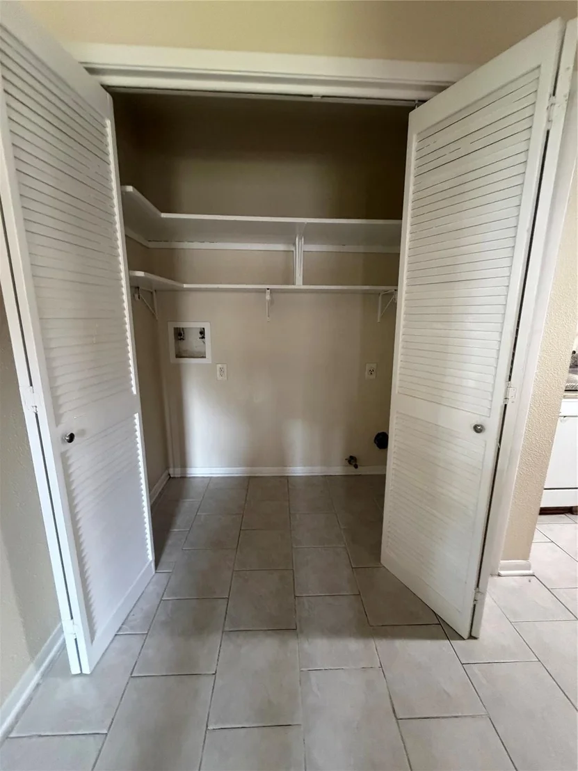 Photo of 13310 Robinglen Drive