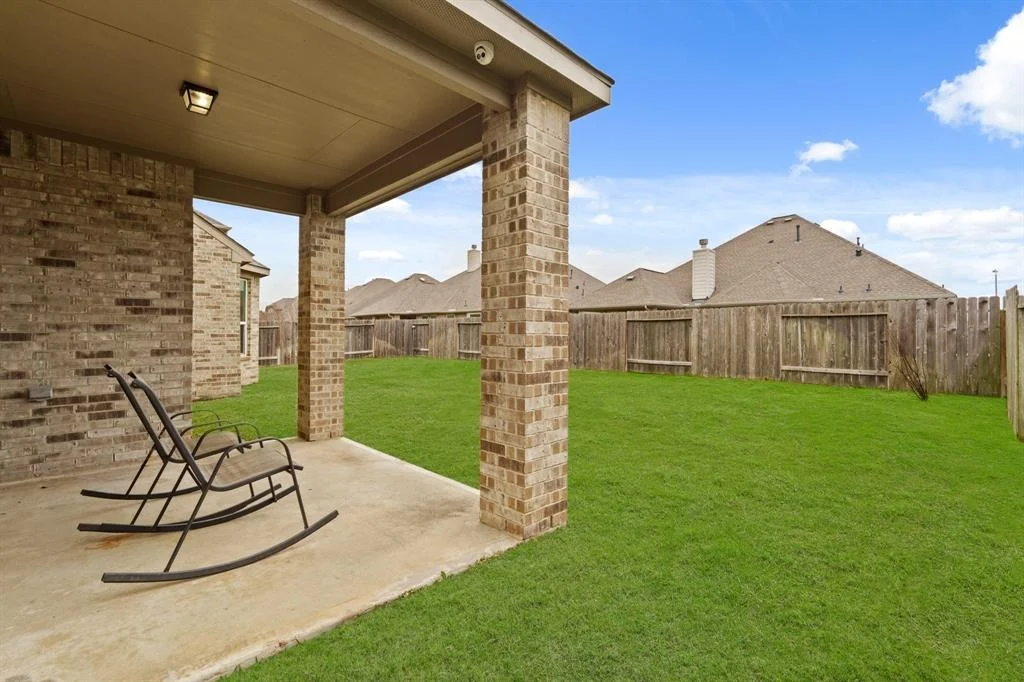 Photo of 2011 Oxley Manor Lane
