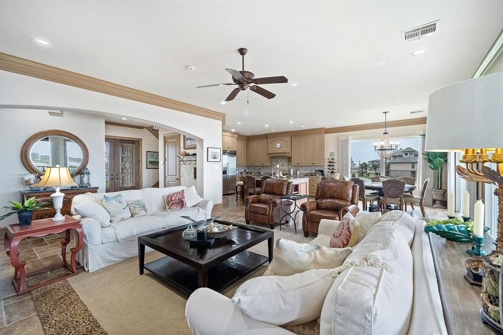 Photo of 21 Loggerhead