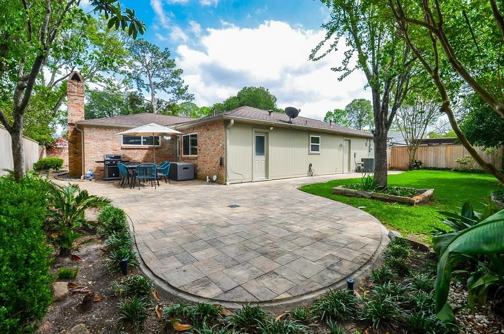 Photo of 2414 Briarbrook Drive