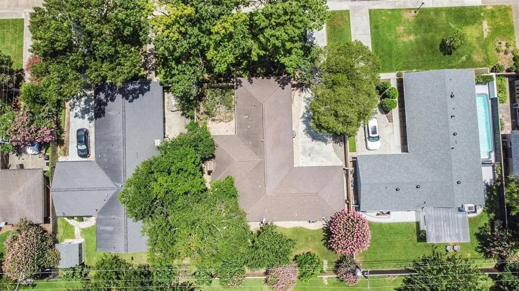 Photo of 2414 Briarbrook Drive