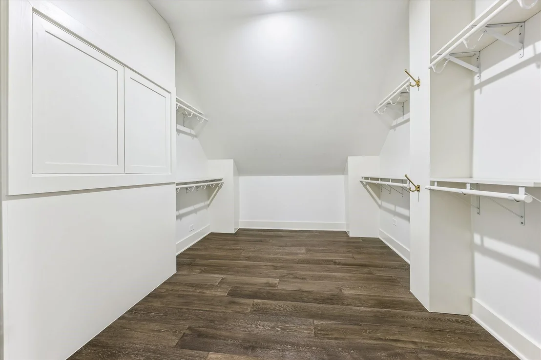 Photo of 5524 Sturbridge Drive