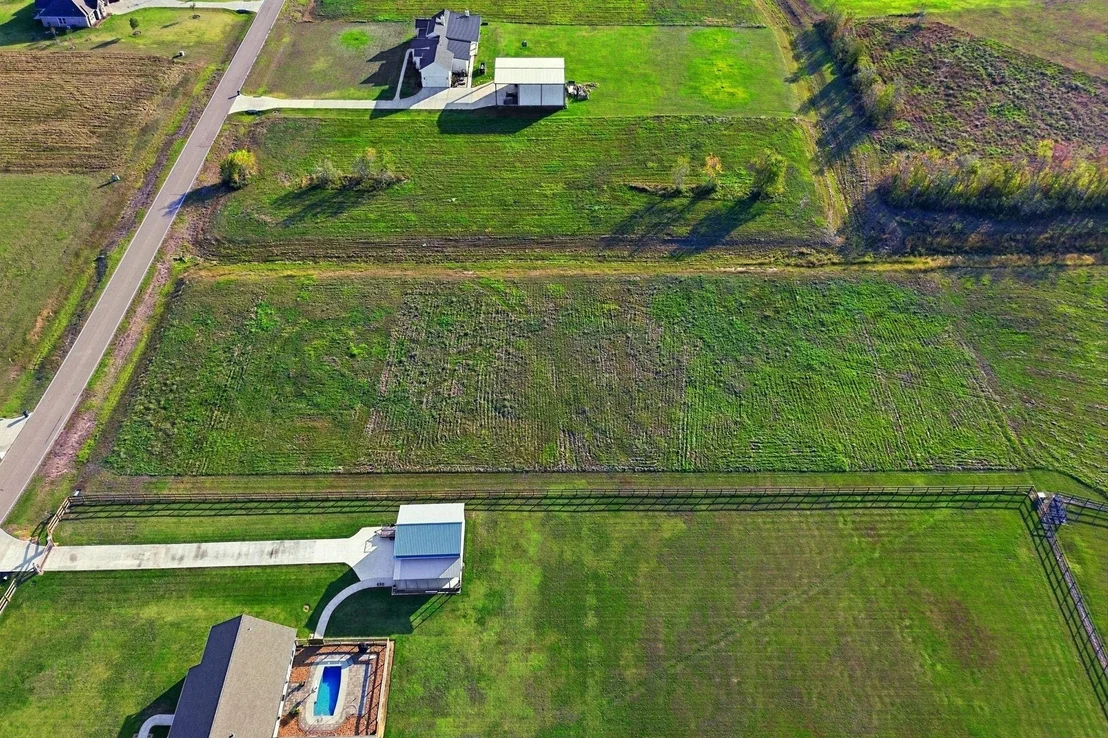Photo of 22810 Chenango Lake Drive