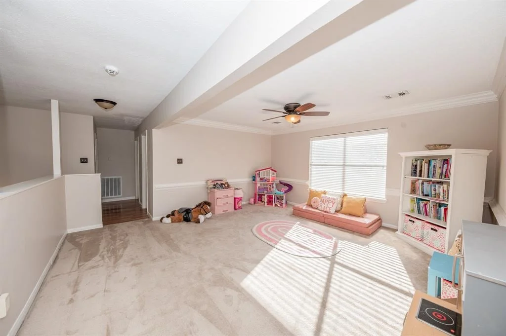 Photo of 17615 Woodlode Lane