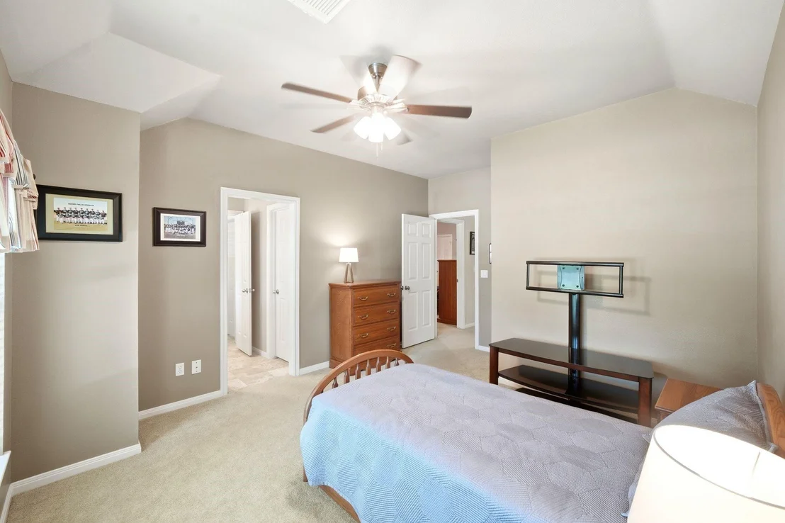 Photo of 1014 Pinewood Lane