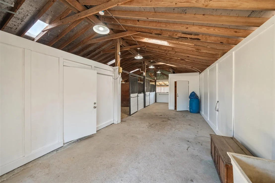 Photo of 36003 Post Oak Circle