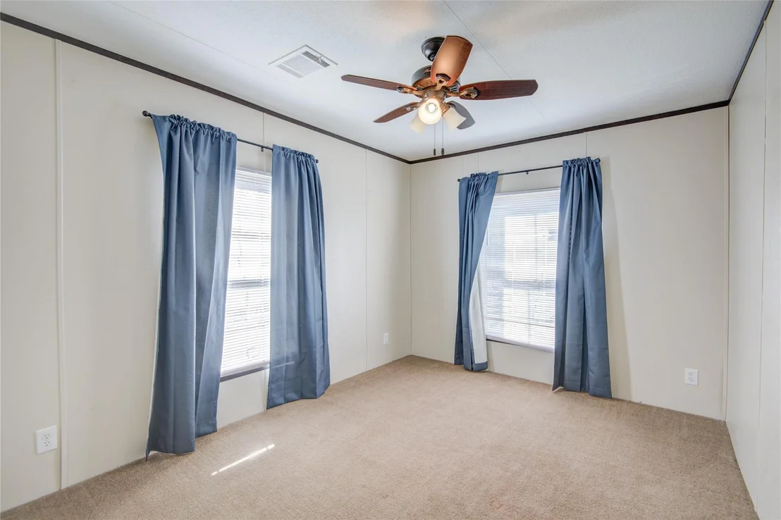 Photo of 4049 County Road 450