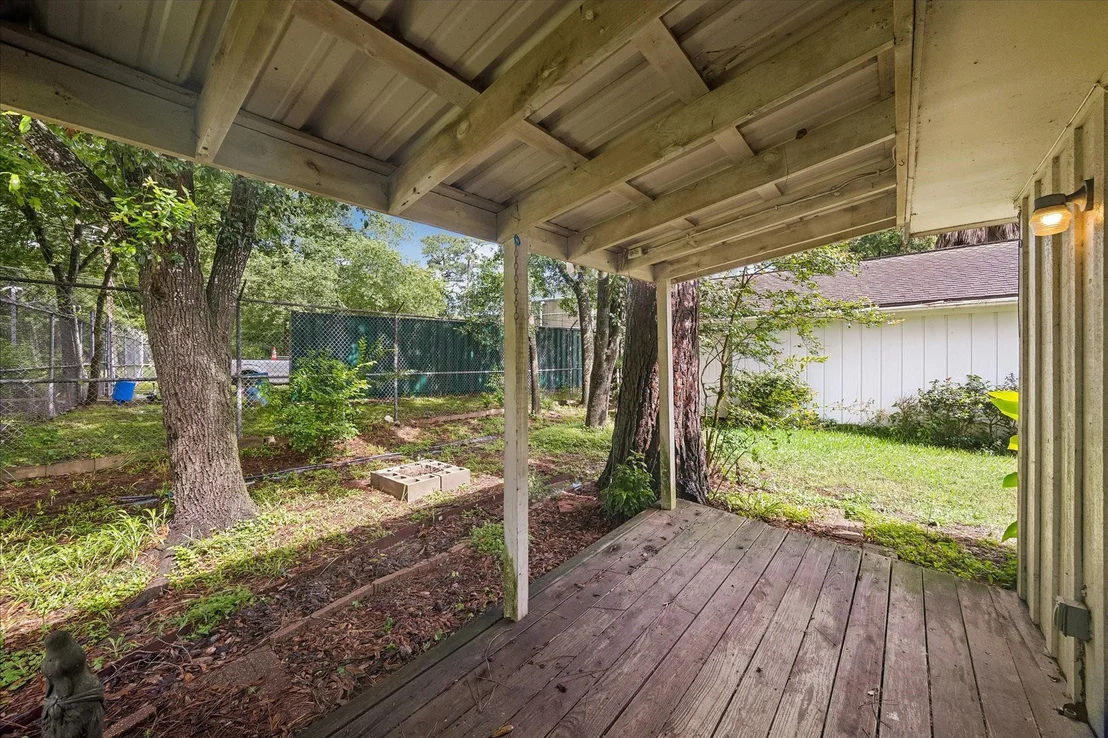 Photo of 17803 Loring Lane