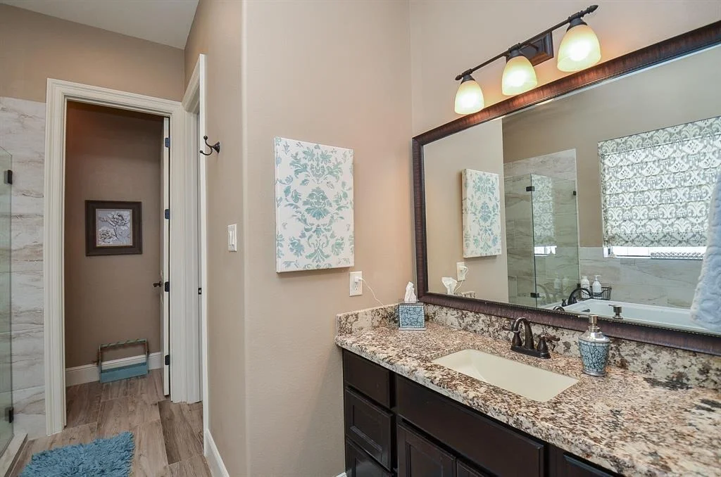 Photo of 33215 Worthing Lane