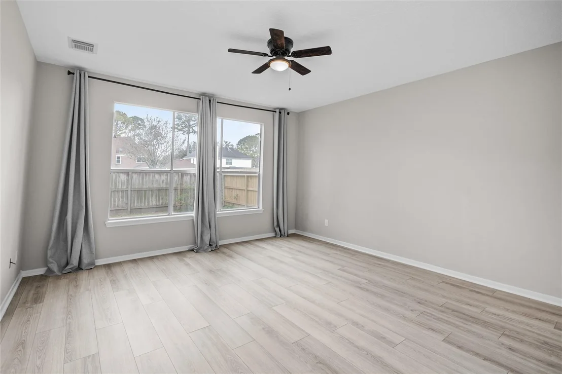 Photo of 18719 Buffalo River Way